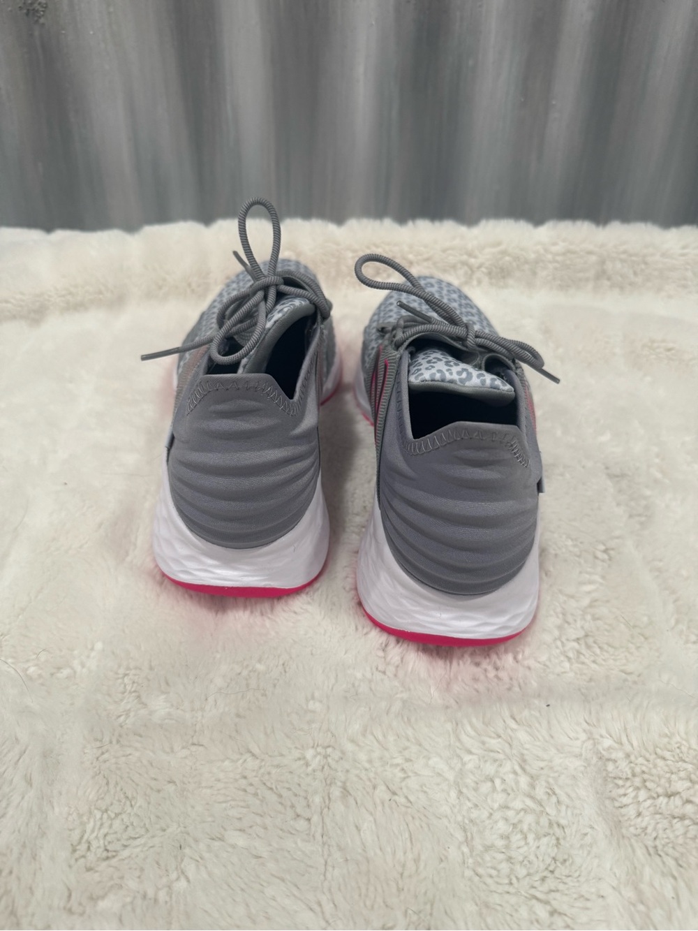 New Balance Fresh Foam Roav Moondust Animal Print - Picture 4 of 6